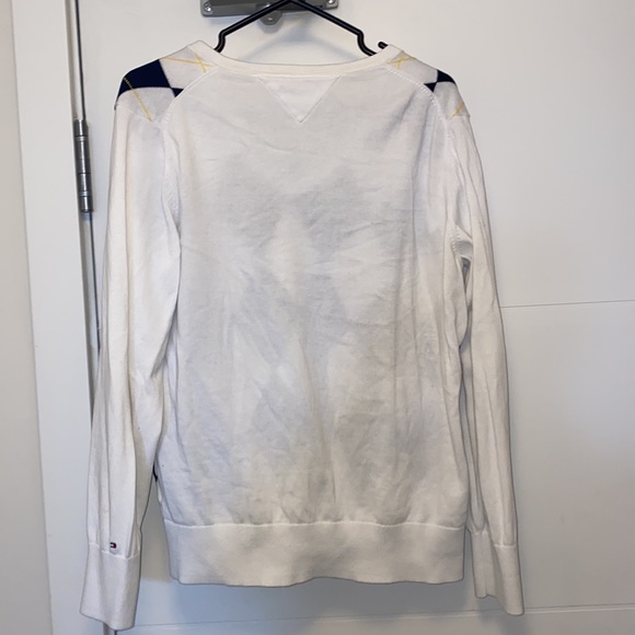 Tommy Hilfiger sweater - Picture 3 of 3